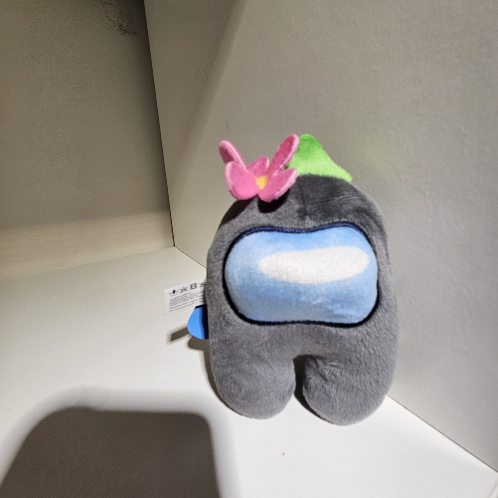 NEW Gray W/ Pink Flower Among Us Plush NWT  Plushie Gaming